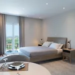 Captain's In Olive Grove Apartman