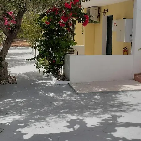 Captain's In Olive Grove شقة