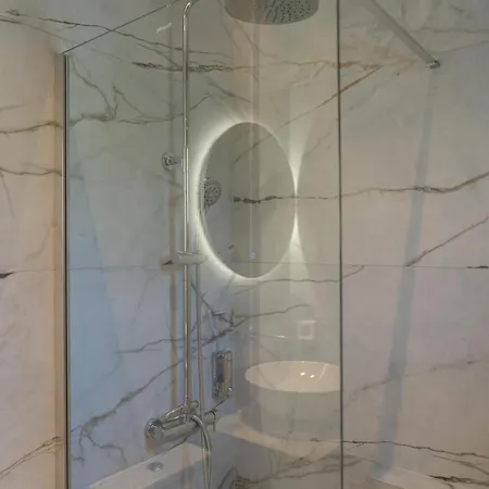 Captain's In Olive Grove Mousata