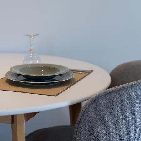 Captain's In Olive Grove *