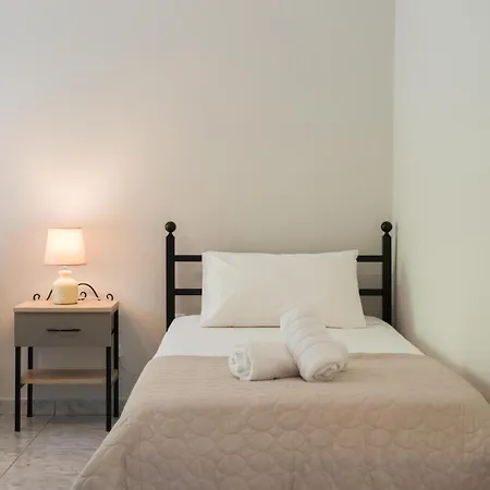 Captain's In Olive Grove شقة