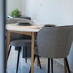 Apartment Captain's In Olive Grove *